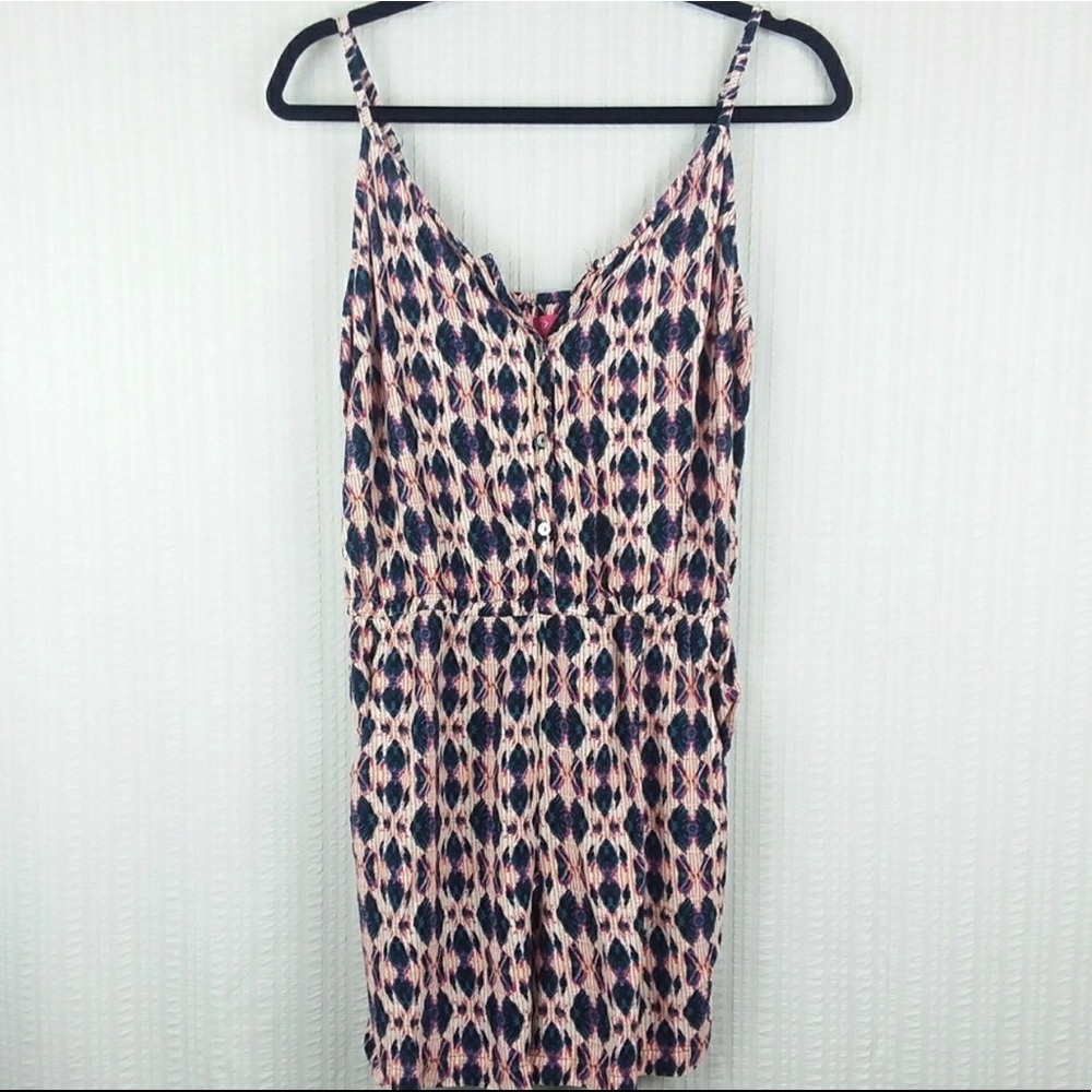 Patterned romper